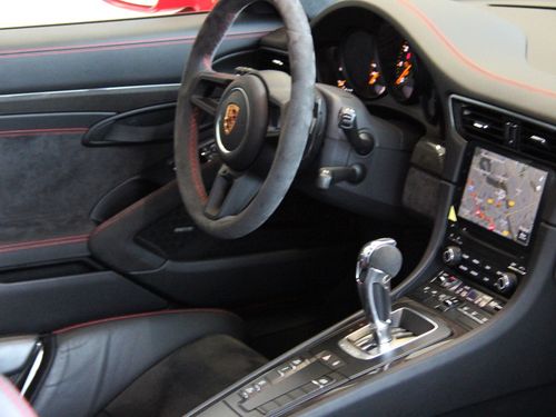 Porsche 991 GT2 RS Coupe 700PS Weissach-Paket LED Kamera Bose Surround