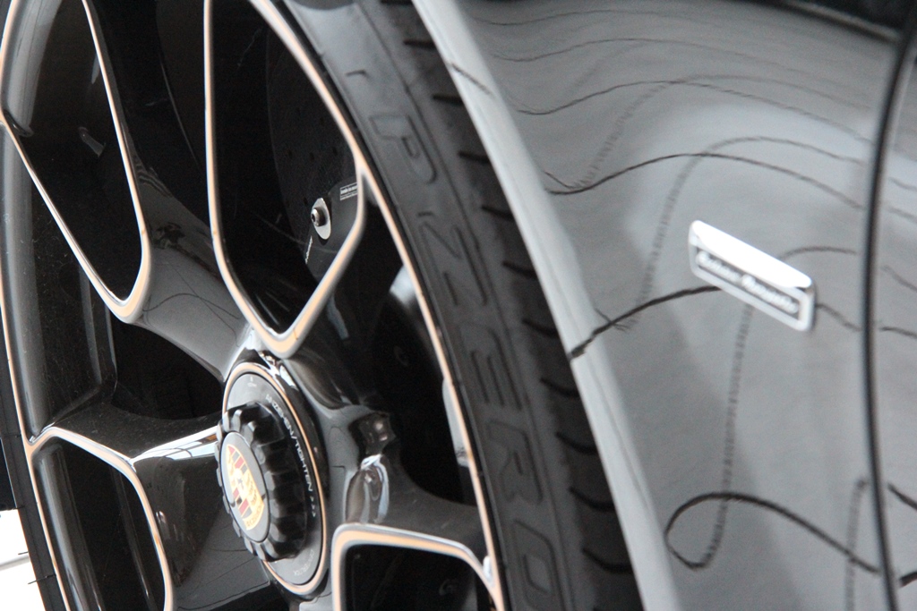 Porsche 991 TURBO S EXCLUSIVE SERIE 607PS Limitierte Modellreihe 1 von 500 Stück