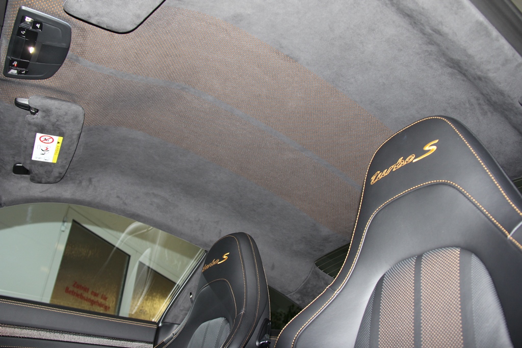 Porsche 991 TURBO S EXCLUSIVE SERIE 607PS Limitierte Modellreihe 1 von 500 Stück