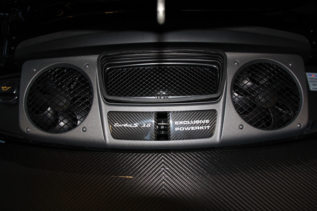 Porsche 991 TURBO S EXCLUSIVE SERIE 607PS Limitierte Modellreihe 1 von 500 Stück